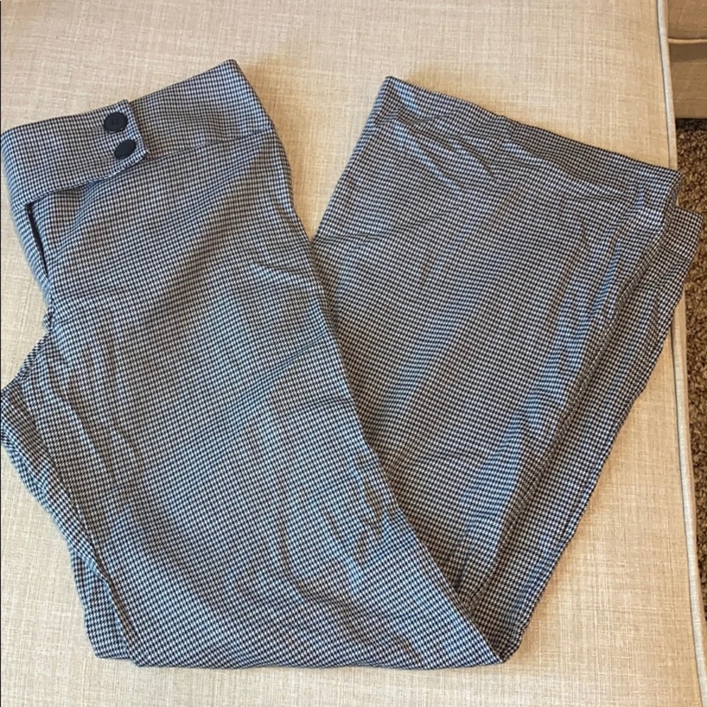 Flare star checkers gray and black dress pants